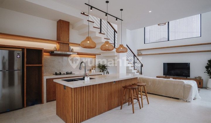 Leasehold 24,5 Year Modern 3-bedroom Villa Located In Kerobokan 
