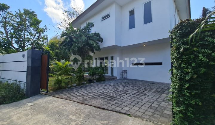 For Rent 3 Bedroom Villa In Umalas, Kerobokan For Rent 3 Bedroom Villa In Umalas, Kerobokan
