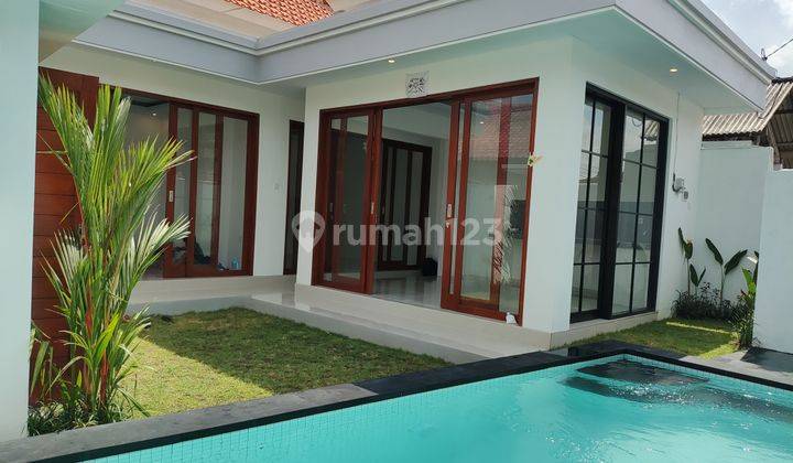 For Rent 2 Bedroom Villa In Kerobokan, Bali 2