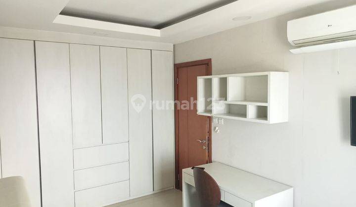 JUAL MURAH, HARGA BU, SEA VIEW  , 1 KAMAR, LANTAI SEDANG, APARTEMEN GREEN BAY PLUIT 2