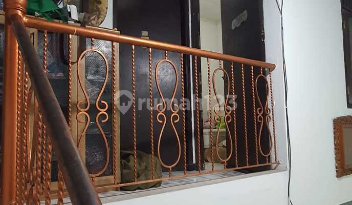 Affordable House, 1 1/2 Floors, 5 Bedrooms, Near Public Facilities, 2-Car Road Access in Kelapa Gading, North Jakarta (Nono) 2