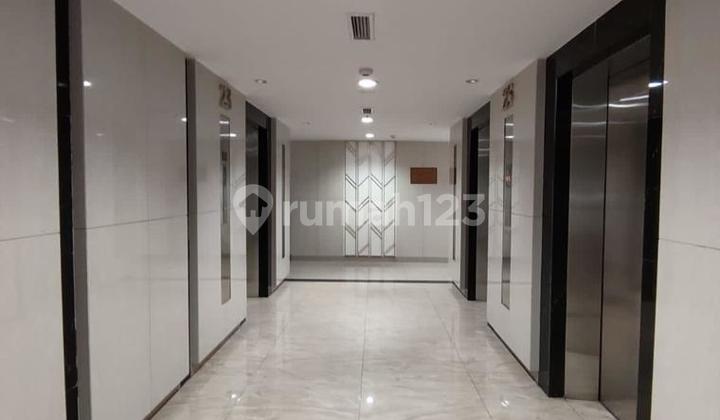 For Sale Cheap, Luxury Apartment, 2 Bedrooms, Mid Floor, Strategic Location The Kensington Royal Suite Kelapa Gading North Jakarta (Sally) 2