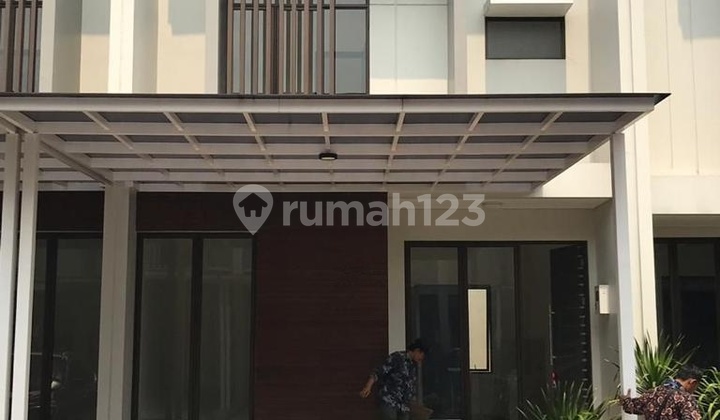 Rumah Siap Huni, Bebas Banjir,2 Lantai,3 Kamar,Di Jakarta Garden City Jakarta Timur ( Lani)