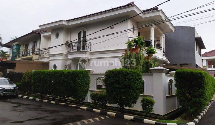 Di jual rumah lokasi strategis ,dlm cluster, hook , bebas banjir  2