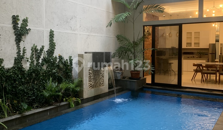 Disewakan Rumah 4 Kamar Tidur Menteng Jakarta Pusat Furnished Rumah