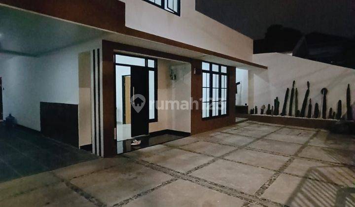 Rumah Baru Full Renovasi Di Kebayoran Baru Senopati,8 Kt,7carport 2