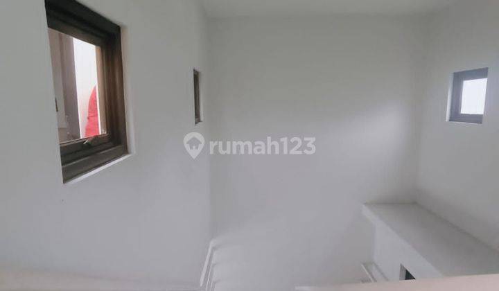 Rumah Mewah Bintaro Sektor 9 Siap Huni Ada Kolam Renang 2