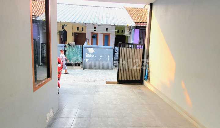 Dijual Cepat! Rumah Furnished 2 Lantai Shm Di Ciledug  2
