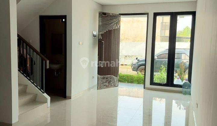 Disewakan Rumah Modern 2 Lt Siap Huni Di Kby Bintaro Sektor7  2