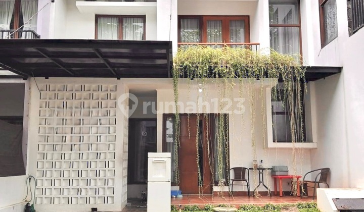 Dijual Rumah Siap Huni di Emerald Bintaro Sek 9