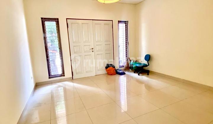 Rumah Modern Bagus Rapih Terawat di Sektor 8 Bintaro Jaya