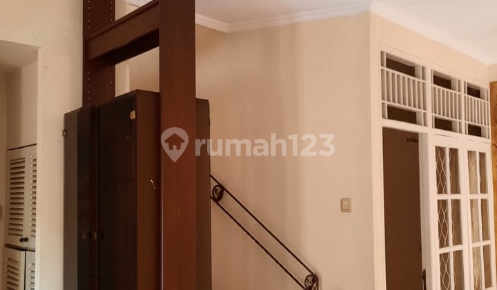 Rumah Dijual Cepat 2 Lantai Di Cimandiri Bintaro