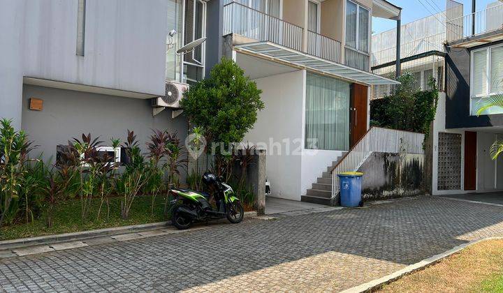 Rumah Modern 2 Lantai, Lokasi Strategis, Mampang Prapatan 2