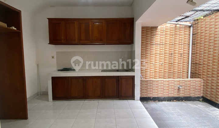 Disewakan Rumah Siap Huni Di Emerald Bintaro Sektor 9 Tang Sel Disewakan Rumah Siap Huni Di Emerald Bintaro Sektor 9 Tang Sel