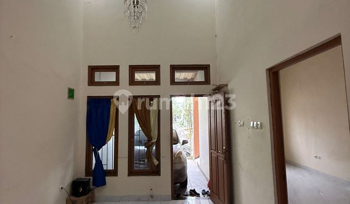 Dijual Rumah 2 Lt Siap Huni di Kuricang Bintaro 2
