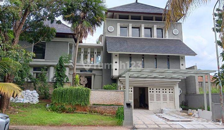 Disewakan Rumah Ada Swimming Pool Siap Huni Dibintaro Sektor9 1