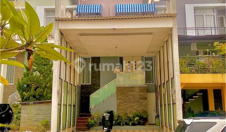 Dijual Cepat Rumah Bagus 2.5 Lantai di Modern Hills Pondok Cabe Dijual Cepat Rumah Bagus 2.5 Lantai di Modern Hills Pondok Cabe