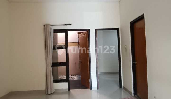 Dijual Cepat Rumah di Cluster Bintaro Jombang Harga Murah 2