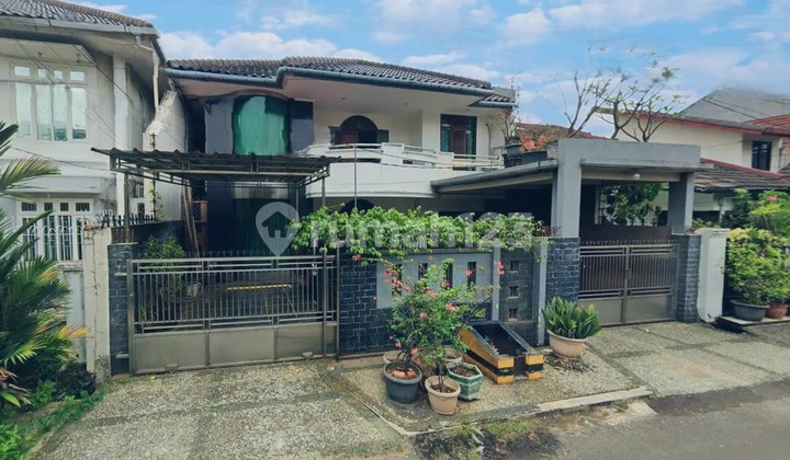 Dijual Rumah 2Lt di Jl. Cipinang Jaya, Kampung Melayu Jak Tim