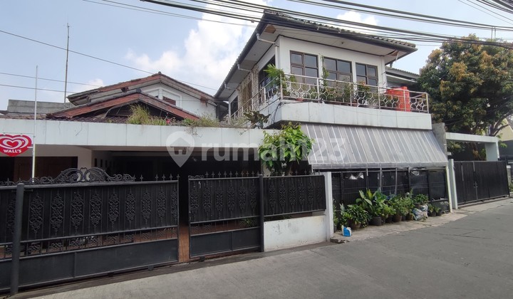 House for sale, nice and cheap in Cilandak, quick sale.
