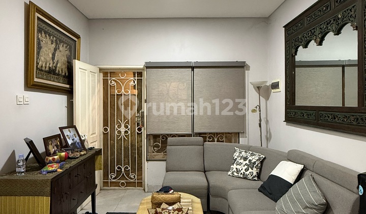 Rumah Modern Siap Huni Didalam Cluster Bintaro Seltor 9 Rumah Modern Siap Huni Didalam Cluster Bintaro Seltor 9