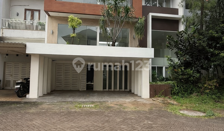 Modern Luxury 2-Story Private Pool House with Access to Bintaro Jaya