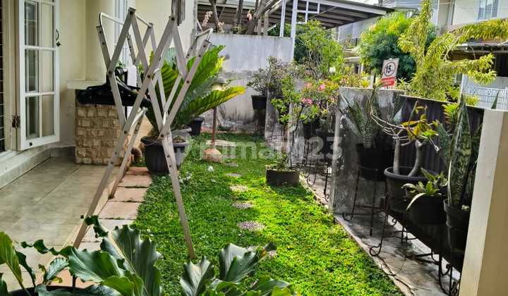 Dijual Rumah Hook Di Komplek Sektor 9-bintaro, Tangerang Selatan. 2