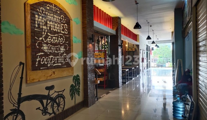 FOR SALE QUICKLY Good furnished Dave apartment in Depok. FOR SALE QUICKLY Good furnished Dave apartment in Depok.