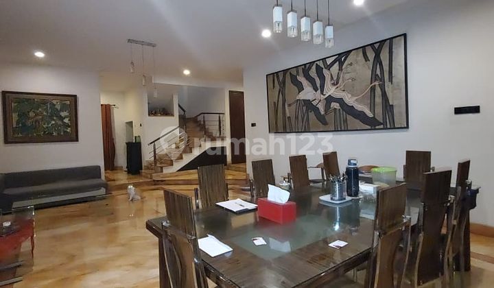 Dijual Cepat Rumah Hoek 2,5 Lantai di Komp Depsos Pesanggrahan