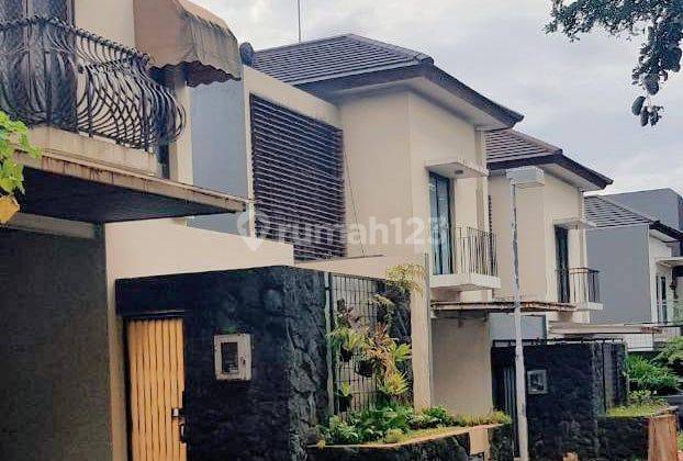 Dijual Rumah Cantik Town House Tamarind Lane, Lebak Bulus 1