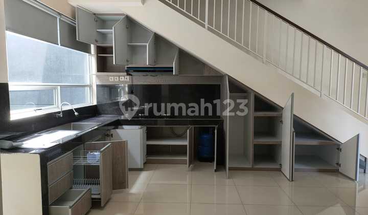Dijual Rumah Siap Huni Dicluster Discovery Bintaro 2