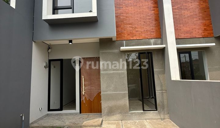 Rumah Minimalis Modern - Brand New Dalam Perumahan | Tenang & Asri SHM