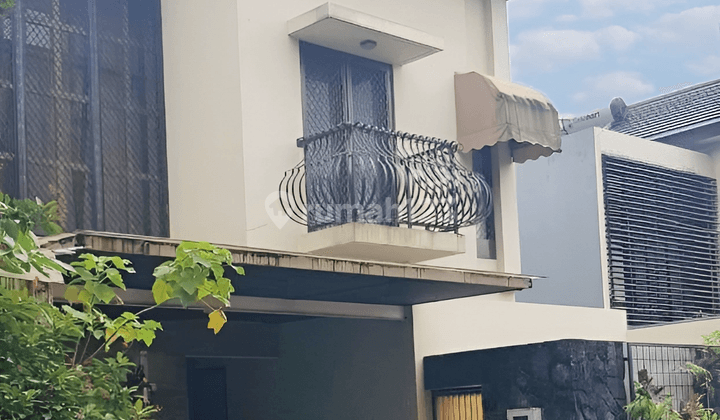 Dijual Rumah Cantik Town House Tamarind Lane, Lebak Bulus 2