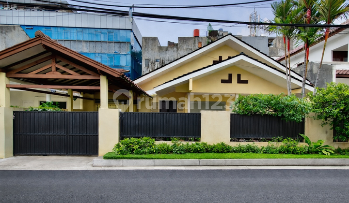 Dijual Rumah Hitung Tanah Digandaria Tengah Jak Sel Dijual Rumah Hitung Tanah Digandaria Tengah Jak Sel