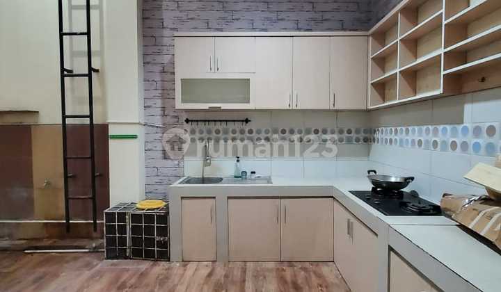 For Sale: Move-In Ready 2-Story Modern House in Villa Bintaro Regency