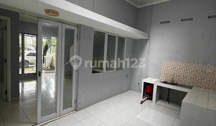 Dijual Cepat Rumah 2 Lantai di De Garden Serpong Jaya 2
