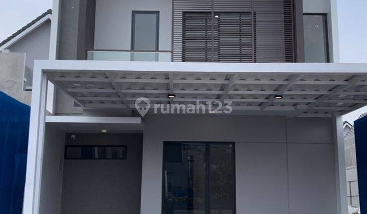 Disewakan Rumah Cantik Siap Masuk di Graha Raya 1