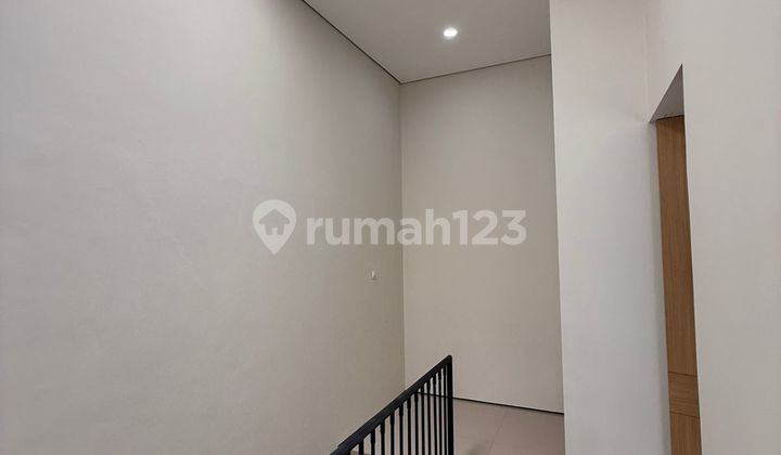 Rumah Minimalis Modern - Brand New Dalam Perumahan | Tenang & Asri SHM 2