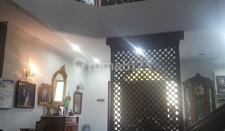 Dijual Rumah 2Lt di Jl. Cipinang Jaya, Kampung Melayu Jak Tim 2