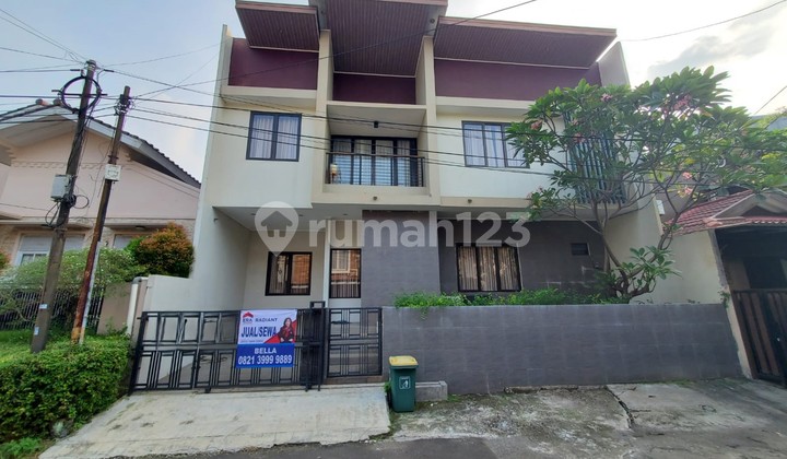 Disewakan Rumah Modern Siap Huni Di Mertilang Bintaro Sektor 9