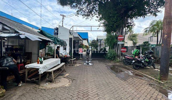 Dijual Rumah Hitung Tanah Cocok Untuk Kost Kosan di Salemba 2