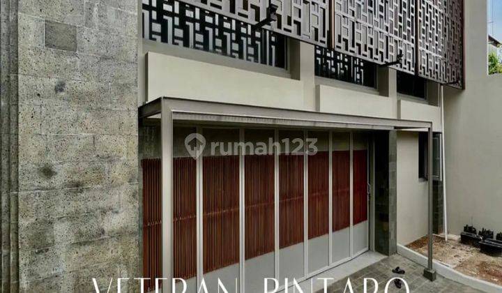 DIJUAL RUMAH 2 Lantai Di Veteran Bintaro Jakarta Selatan 1