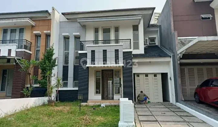 Rumah di lingkungan nyaman Delatinos BSD Rumah di Delatinos BSD 2 Lantai SHM Sudah Renovasi Timur 1