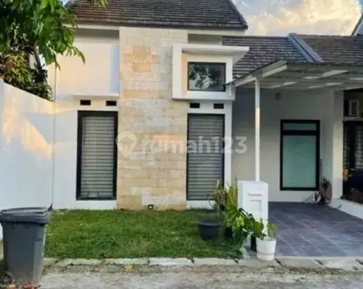 Rumah cantik di Bintaro Parigi Rumah di Amara Residence Bintaro Parigi Tangerang Selatan SHM Bagus 1