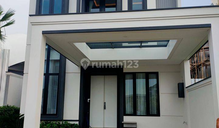 Rumah modern di Paramount Gading Serpong Rumah di Cluster Matera Paramount Gading Serpong 2 Lantai Baru 1