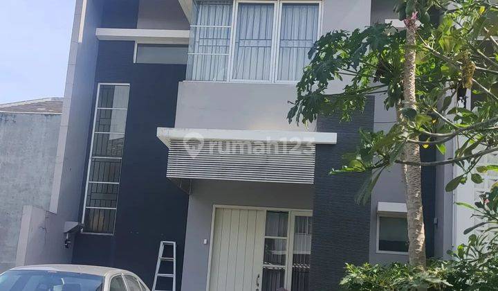 Rumah bagus di perumahan Delatinos BSD Rumah di Delatinos BSD 2 Lantai SHM Bagus Selatan 1