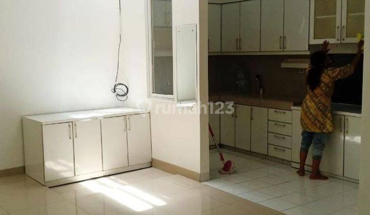 Rumah dai perumahan Wellington Residence Pamulang Rumah 2 Lantai SHM Bagus 2