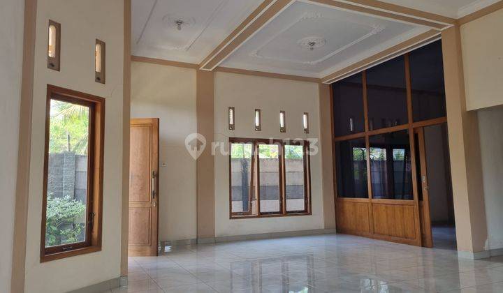  Rumah Mewah Bak Istana Dengan Tanah Terluas Tepi Jalan Purworejo 8