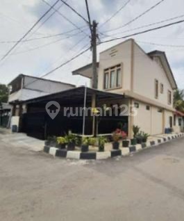 Rumah Cantik Terawat Di Komplek Adipura  1