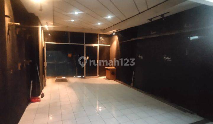 Ruko Strategis Jalan Kebon Jati Kota Bandung  1